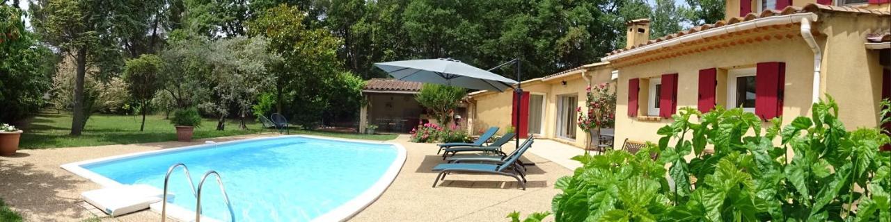 فيلا The Blue Tit - Private Swimming Pool LʼIsle-sur-la-Sorgue المظهر الخارجي الصورة